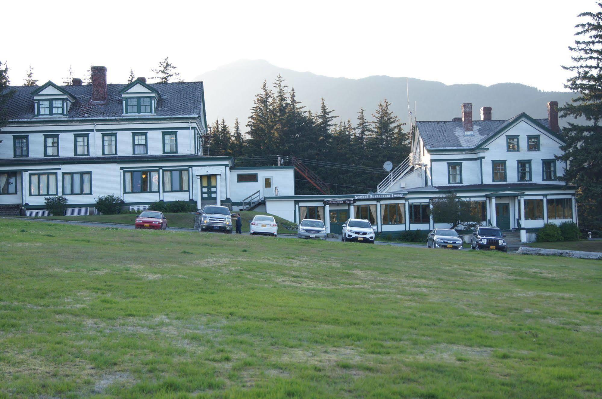 Hotel Halsingland Haines Exterior photo